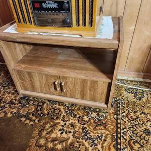 lot 313 image: Vintage Wood TV Stand