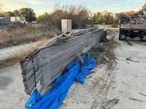 30ft long Trusses 25 total