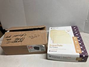 File Folders and Hanging Folders