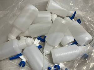 Quart Spray Bottles