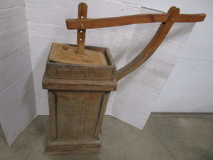 Moores Dash Butter Churn, Wooden