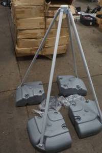 lot 83 image: telescopic water base with sky pole adapter