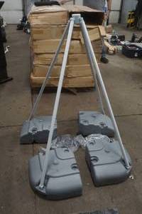 lot 85 image: telescopic water base with sky pole adapter