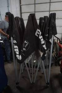 lot 119 image: canopy with cover