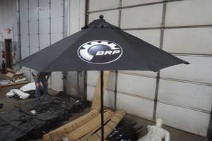 lot 128 image: umbrella