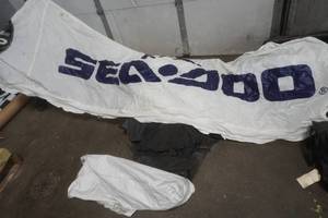 lot 146 image: tarps