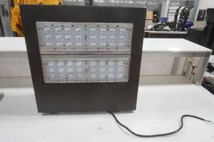 lot 147 image: LED light box