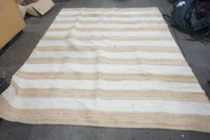 lot 171 image: outdoor rug