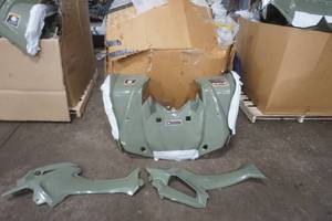 lot 181 image: Can Am Plastic