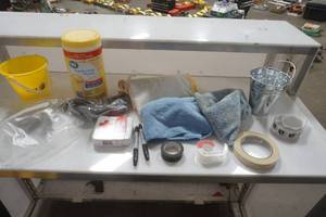 lot 192 image: first aid kit