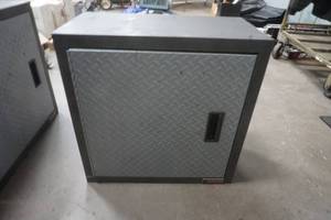 lot 222 image: Gladiator storage box