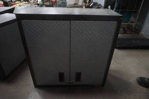 lot 228 image: Gladiator storage box