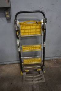 lot 231 image: cart
