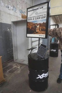 lot 3 image: steel barrel display