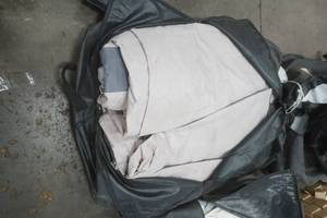 lot 33 image: heavy tarp canopy