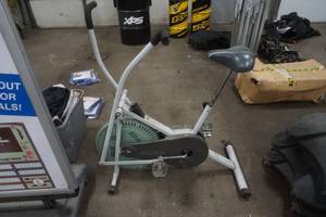 lot 39 image: Wesco Exercise bike