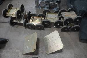 lot 43 image: group of small 4 wheel dollies