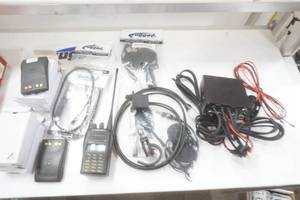 lot 59 image: radio accessories