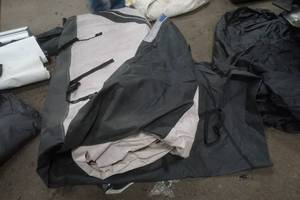 lot 70 image: canopy tarp