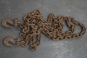 lot 308 image: chain