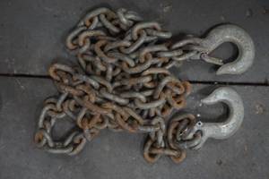 lot 309 image: chain
