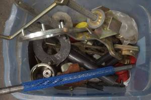 lot 310 image: lot of specialty tools