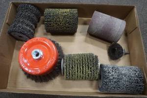 lot 373 image: grinding brushes