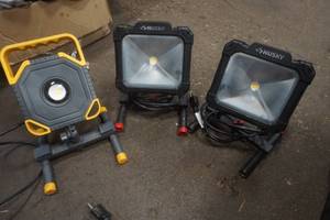 lot 390 image: LED shop light