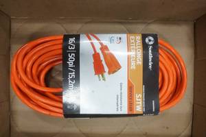 lot 408 image: extension cord