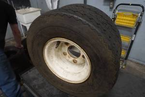 lot 501 image: tire