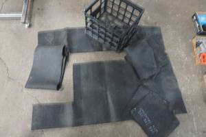 lot 535 image: rubber mats