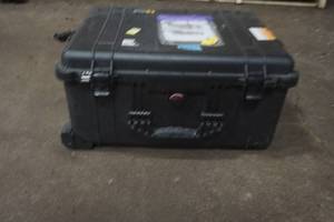 lot 614 image: padded storage case