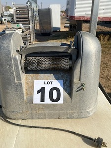 lot 10 image: Steak Master Model 401 Tenderizer