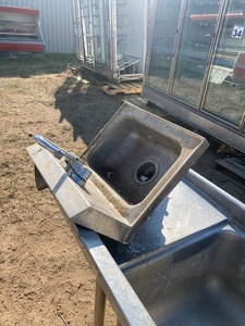 lot 15 image: Stainless Steel Sink