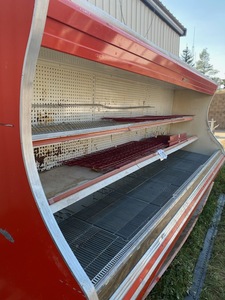 lot 30 image: 12 Open Face Cooler