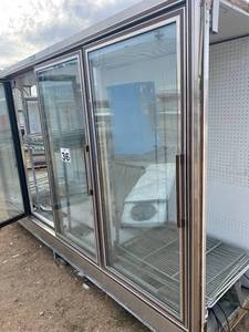lot 36 image: 10.5 4 Door Upright CoolerFreezer
