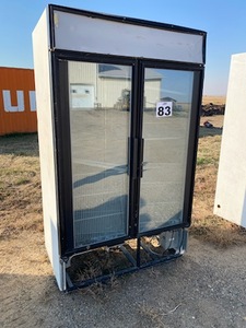 lot 83 image: Display Cooler Cabinet (no compressor)