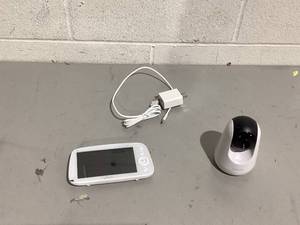 lot 442 image: VAVA 5 720P HD Video Baby Monitor with Night Vision, ZoomPanTilt, and 2-Way Audio