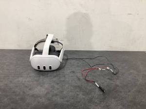 lot 525 image: Meta Quest 3 128GB, IN STORE DISPLAY