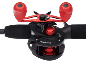 lot 315 image: Abu Garcia Black Max Low Profile Baitcast Reel (1524552)