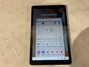 lot 354 image: Surf Onn. 8 Tablet, 32GB, (2024 Model)