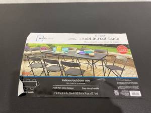 lot 837 image: Mainstays 6 Foot Bi-Fold Plastic Folding Table, Black