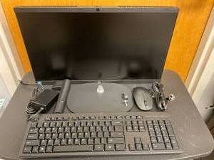 lot 4 image: HP 21.45 inch All-in-One Windows Desktop Intel Processor J5040 8GB RAM 128GB SSD Jet Black