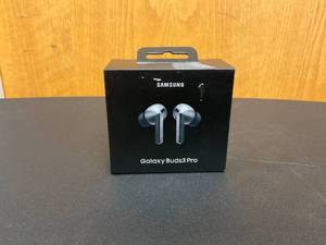 lot 3 image: Samsung Galaxy Buds3 Pro Bluetooth Earbuds with Charging Case, Silver