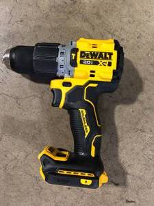 DEWALT 20V Compact Cordless 12 in. Hammer Drill (Tool Only)       Customer Returns See Pictures