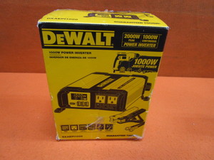 lot 20 image: DeWalt Power Inverter