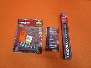 lot 25 image: Huskey 38 Drive Sockets & Magnetic Socket Trays