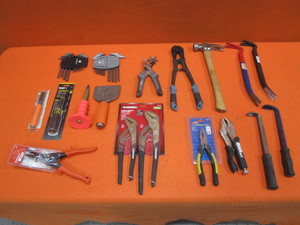 lot 30 image: Misc. Tools