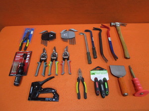 lot 31 image: Misc. Tools