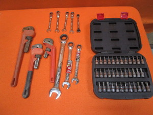 lot 32 image: Misc. Tools